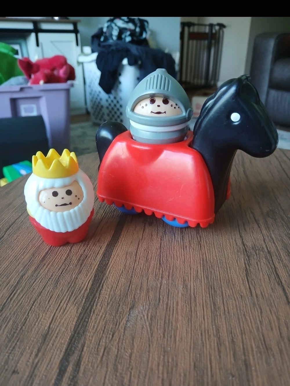 Vintage Little Tikes Fisher  Toddle Tots Chunky People Horse  King And Knight